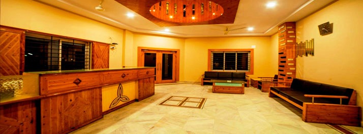 1747/Hotel Empire - Gandhidham 02.jpg